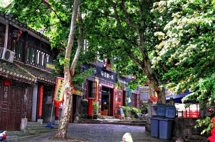 三四十岁的女人适合卖什么保险
